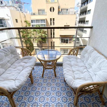 Sea Suites Tel Aviv Exterior photo